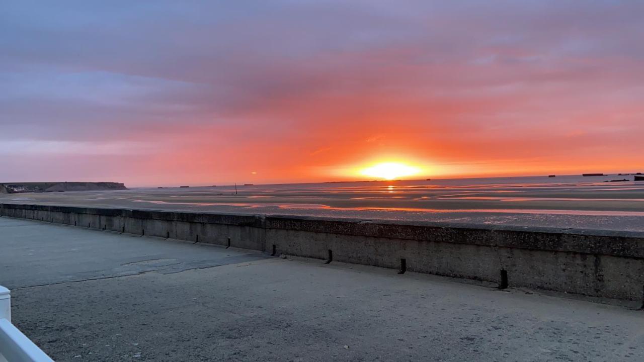 Gites " Arromanches" Ou "Bord De Mer Pmr" 2 Chambres En Front De Mer A Asnelles , 3Km D'Arromanches, 10Km De Bayeux ภายนอก รูปภาพ