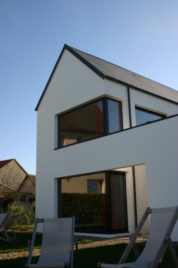 Gites " Arromanches" Ou "Bord De Mer Pmr" 2 Chambres En Front De Mer A Asnelles , 3Km D'Arromanches, 10Km De Bayeux ภายนอก รูปภาพ